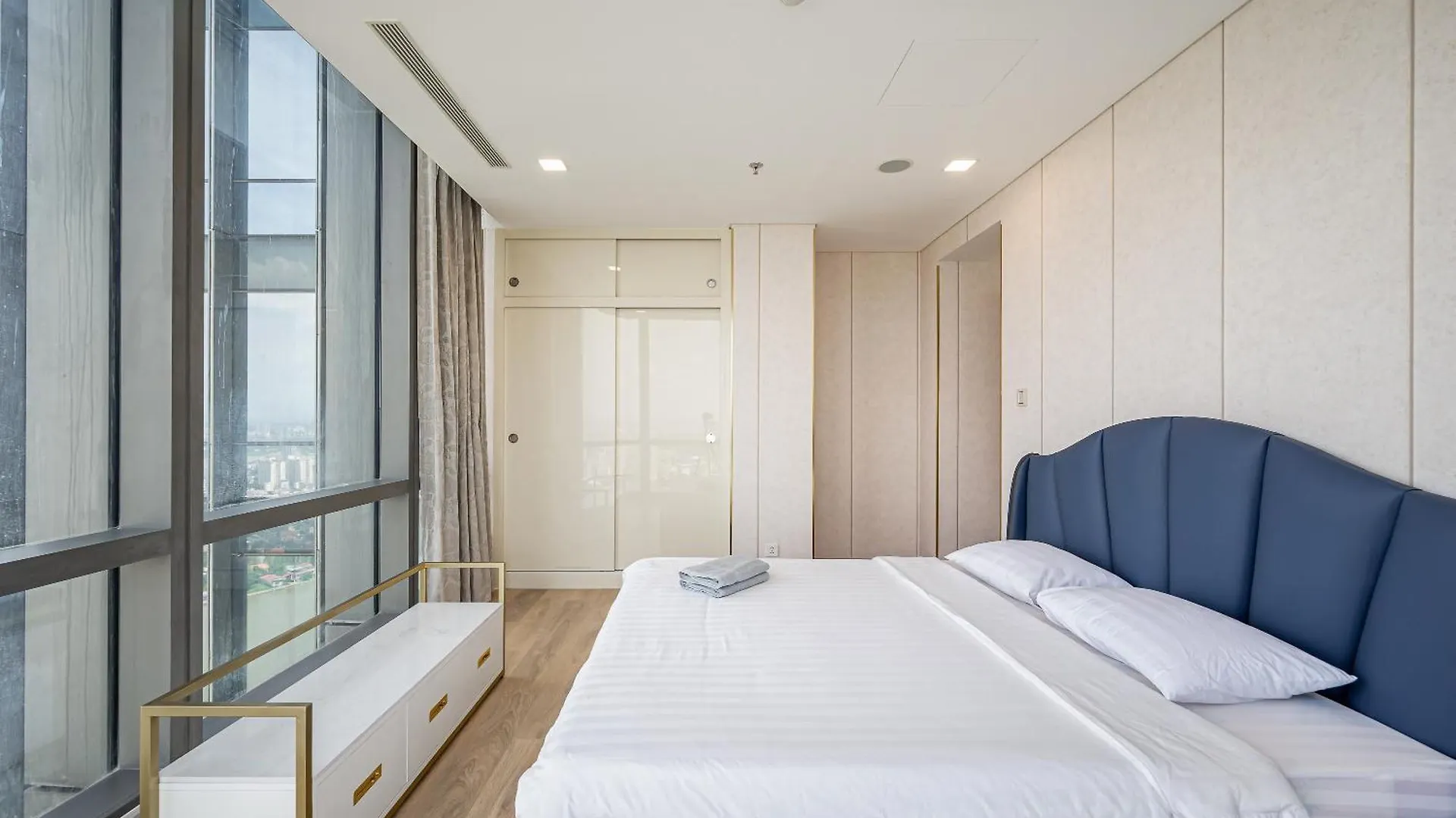 The Landmark 81 Residence Luxury Suite Πόλη Χο Τσι Μινχ 4*,