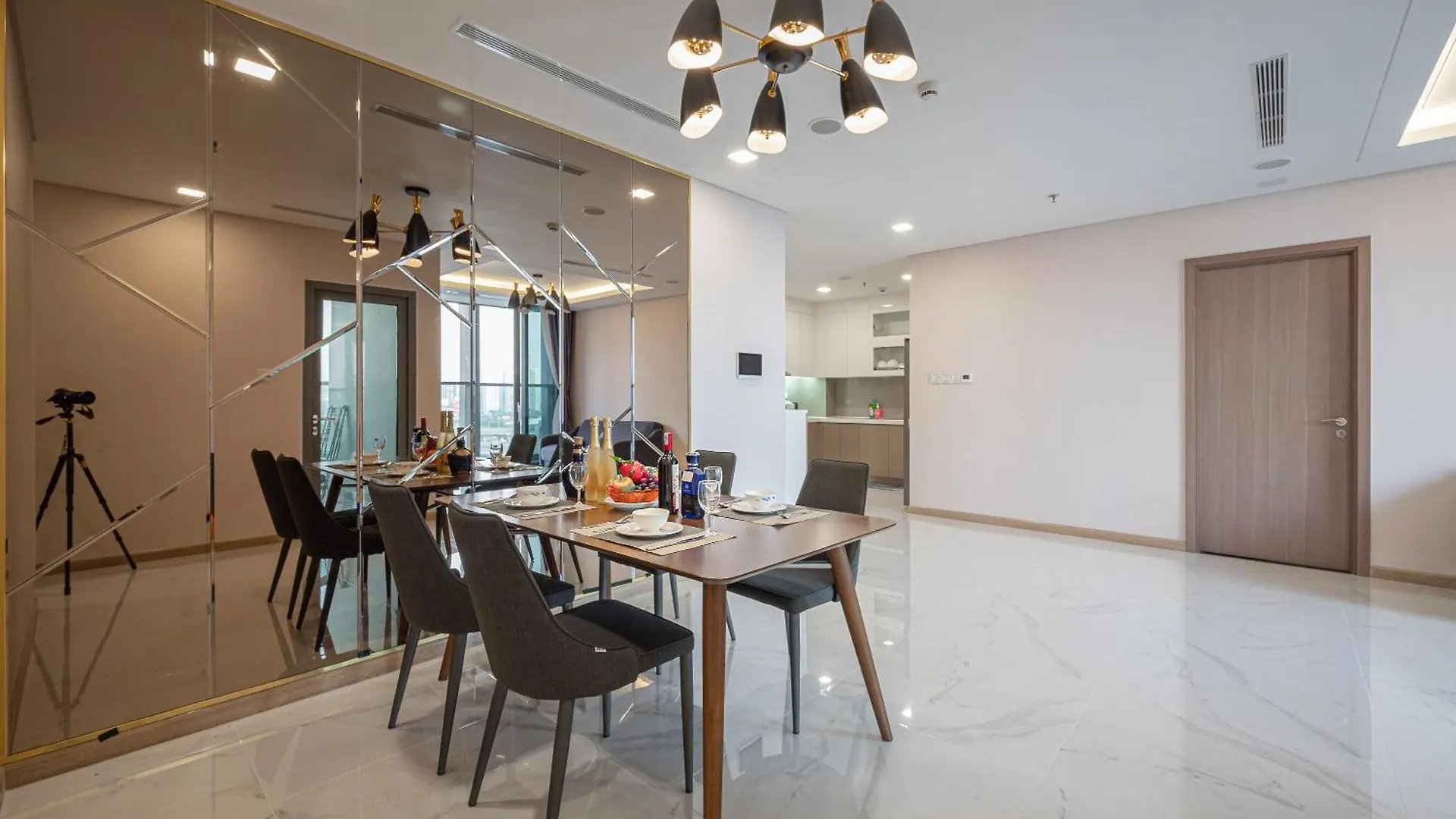 The Landmark 81 Residence Luxury Suite Ho Chi Minh City Vietnam